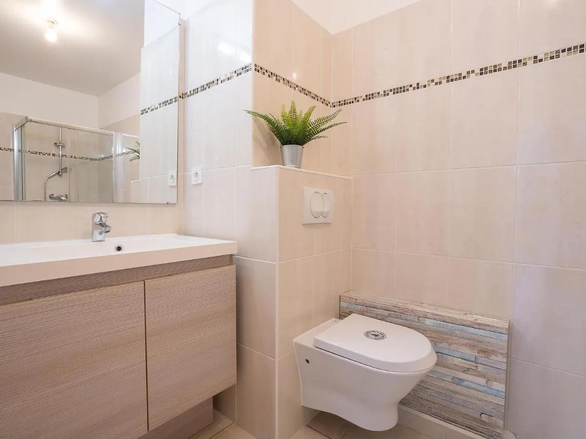 Apartment Royal Rivage-3 By Interhome Carqueiranne 0*,